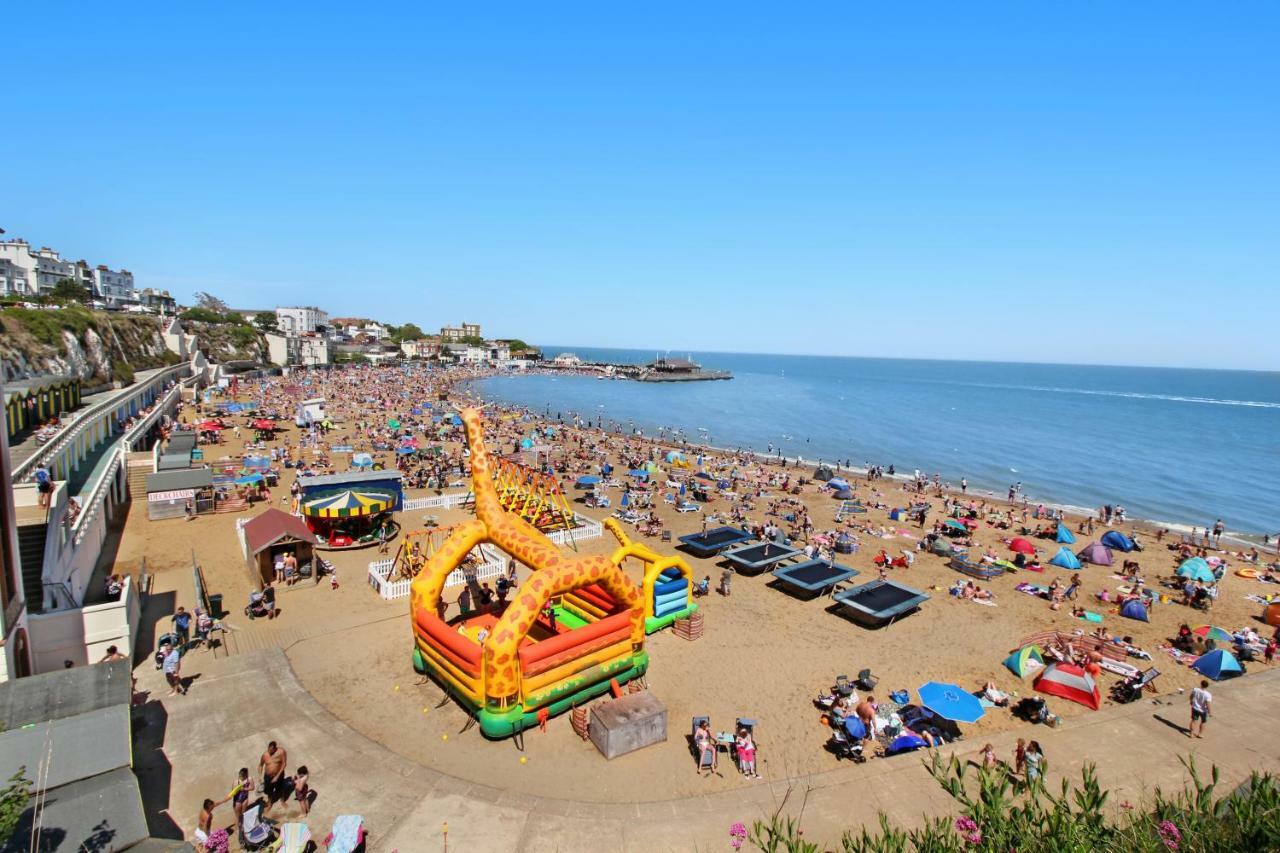 Ocean Outlook - Broadstairs Best! Bagian luar foto